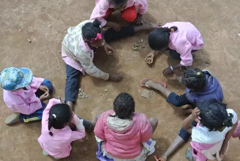 L’association École Promise : offrir aux élèves un cadre scolaire plus sûr et motivant